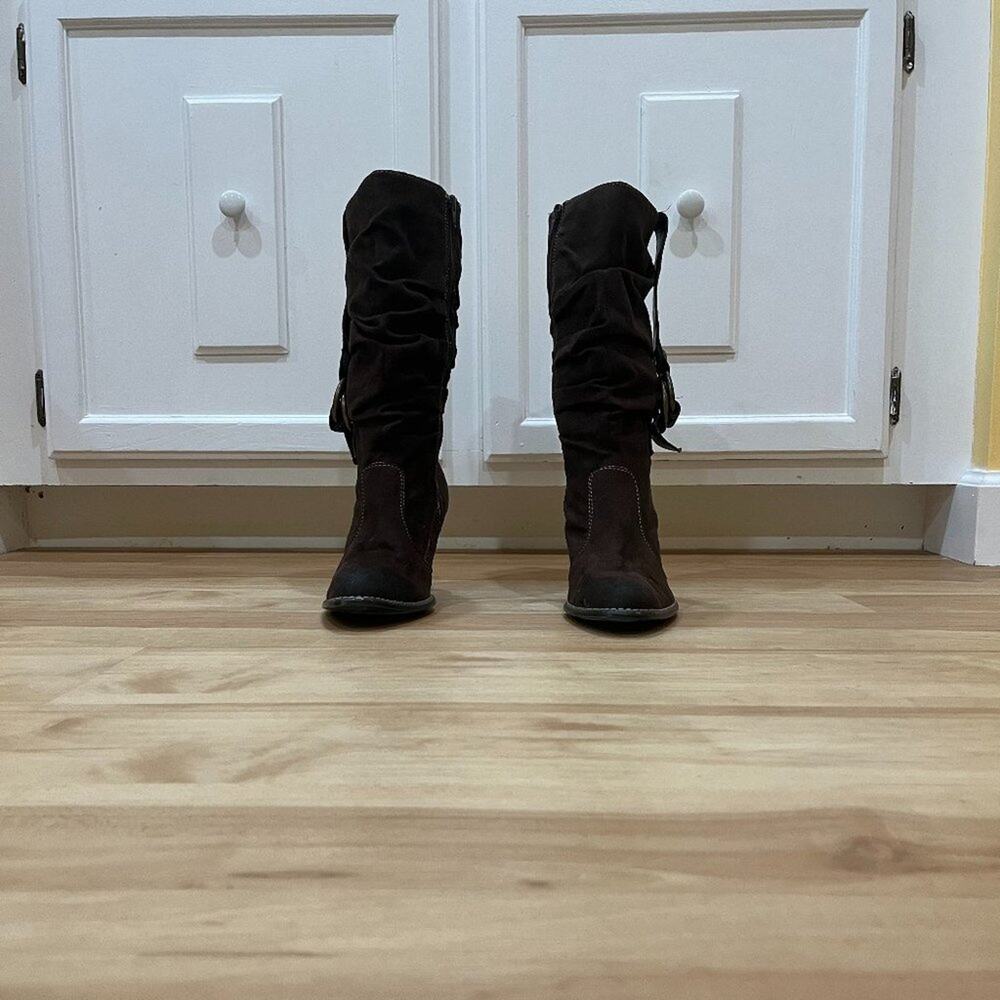 Predictions Brown Western Stitched Boots